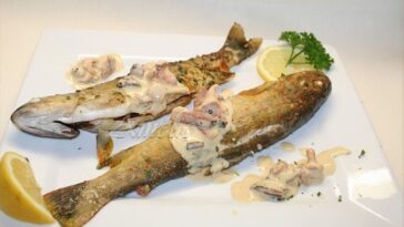 ruites-sauvages-a-la-creme-fumee-et-girolles