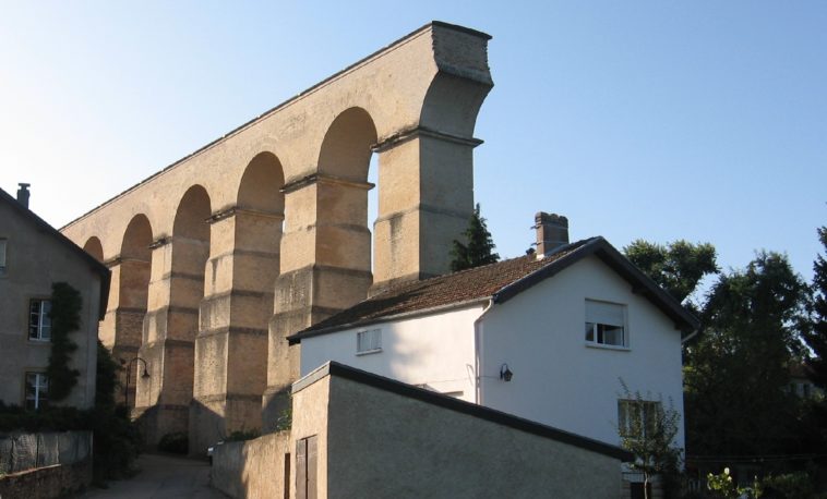 Jouy-aux-Arches