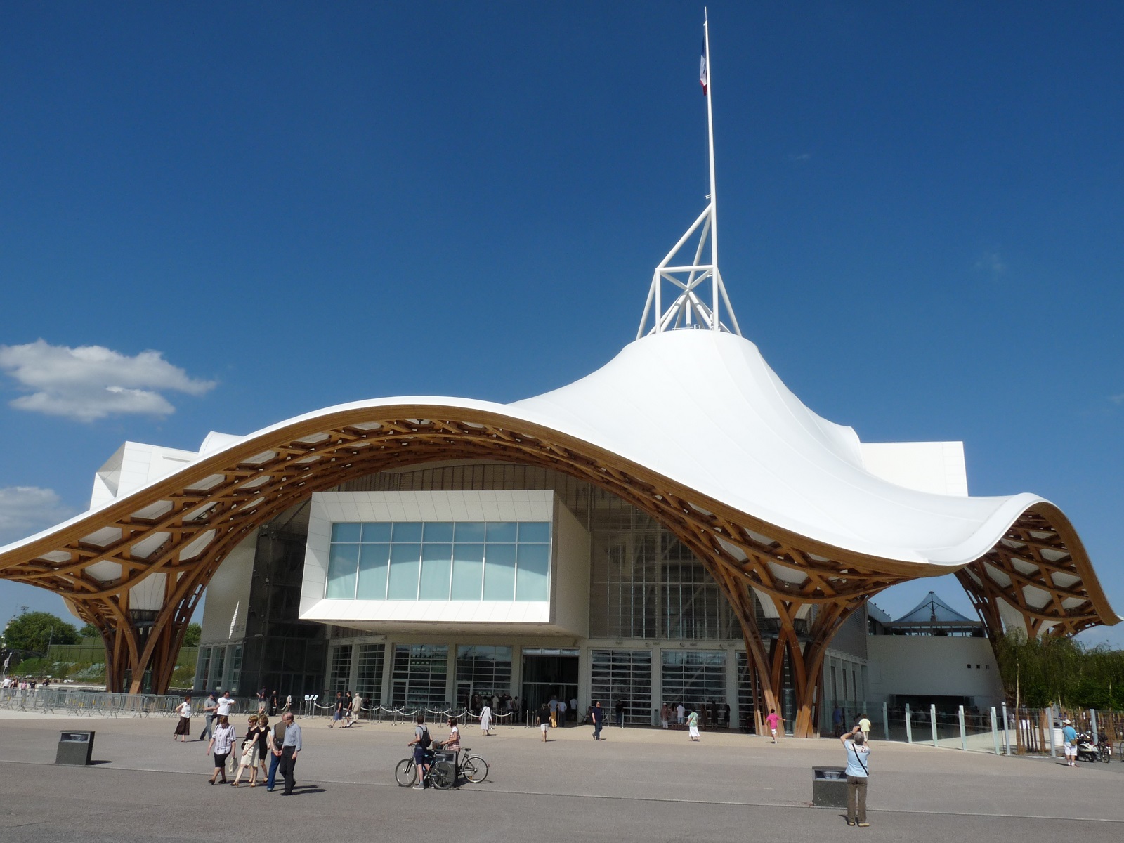 Le Centre PompidouMetz pour faire rayonner l’art contemporain en