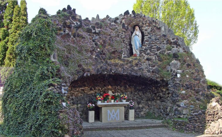 Grotte de Lourdes