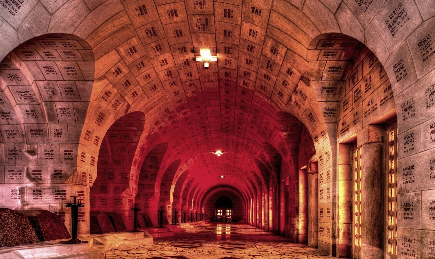 Intérieur Ossuaire de Douaumont