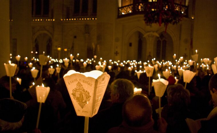 procession flambeaux Saint-Nicolas-de-Port