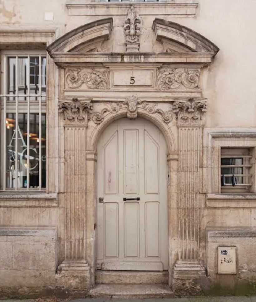 porte Maison des deux sirènes