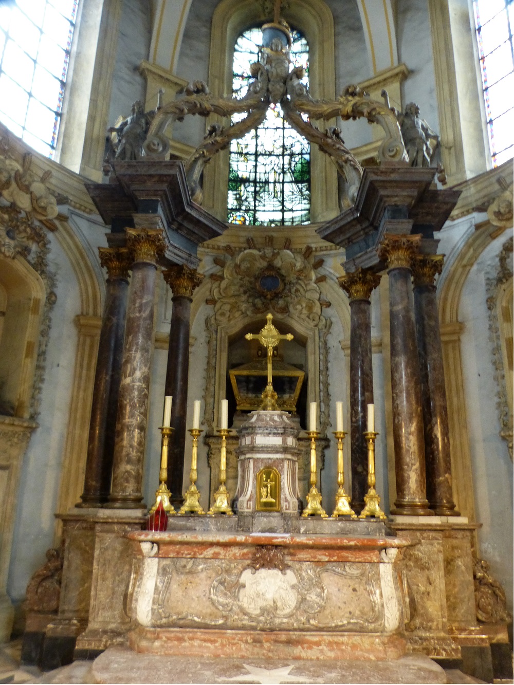 baldaquin abbatiale Sainte-Glossinde