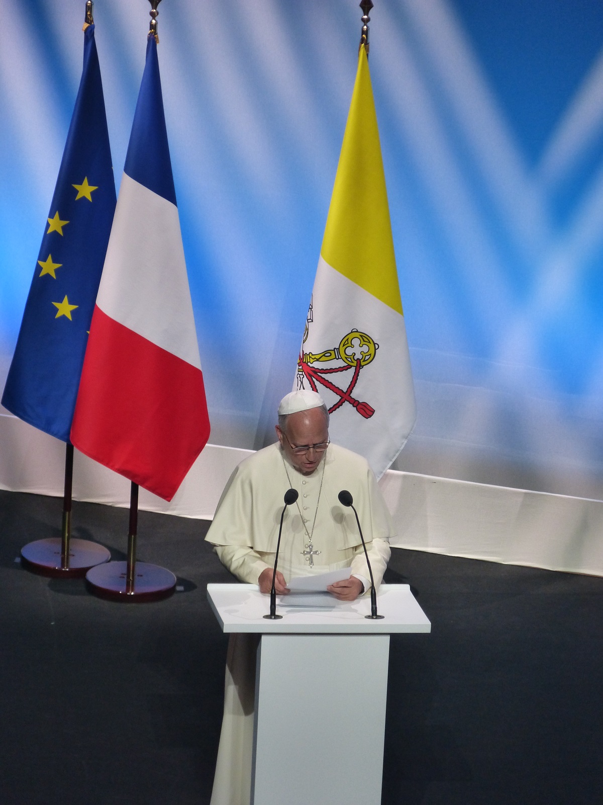 Léon XIV discours centre des congrès